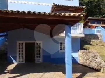 Casa · 250m² · 4 Quartos · 3 Vagas · Condomínio com 4 quartos à venda em Vila santos - SP
