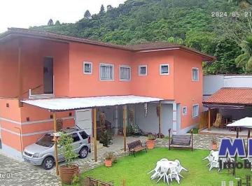 Foto 01 · Pousada à venda em Ubatuba. Praia do Lázaro. 12 suítes. Documentação ok.