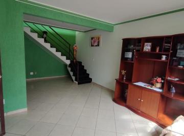 Casa de 4 quartos, Sobradinho · CASA DE 2 PAVIMENTOS- ACEITA FINANCIAMENTO