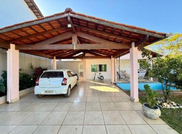 Casa de 3 quartos, Vicente Pires · Lote escriturado de 1.026 m² com 2 Casas Independentes, condomínio, Colônia Agrícola Samambaia.