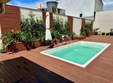 Casa · 150m² · 2 Quartos · 2 Vagas · CASA COM 2 QUARTOS (1 SUÍTE) | PISCINA | ENERGIA SOLAR | MOBILIADO EM FORQUILHINHA SÃO JOSÉ/SC