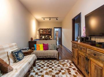 Casa de 4 quartos, São Paulo · Sobrado Espaçoso 4 Dorms, Churrasqueira e Excelente Localização no Butantã