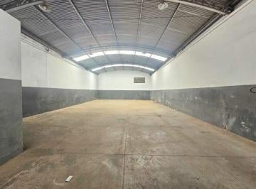 Casa · 200m² · 3 Vagas · Barracão para alugar, 200 m² por R$ 4.250,00/mês - Jardim Caxambu - Piracicaba/SP