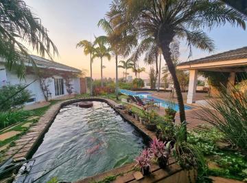 Casa · 400m² · 3 Quartos · 4 Vagas · Casa Térrea de Alto Padrão no Condomínio Park Campestre