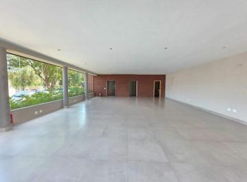 Comercial · 338m² · 3 Vagas · Salão para alugar, 338 m² por R$ 22.450,00/mês - Vila Rezende - Piracicaba/SP