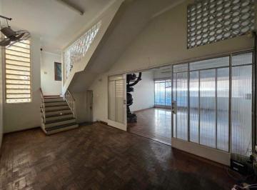 Casa · 634m² · 2 Vagas · Casa para alugar, 634 m² por R$ 5.777,39/mês - Centro - Piracicaba/SP