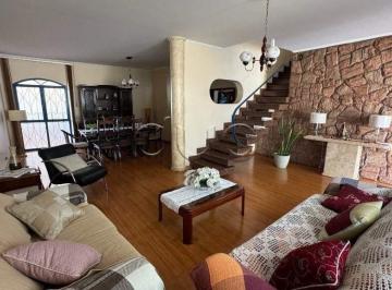 Casa · 270m² · 4 Quartos · 2 Vagas · Casa a venda no centro de Piracicaba SP