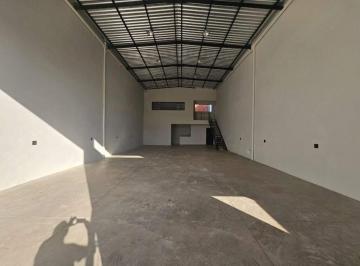 Comercial · 200m² · 3 Vagas · Salão para alugar, 200 m² por R$ 6.480,00/mês - Dois Córregos - Piracicaba/SP