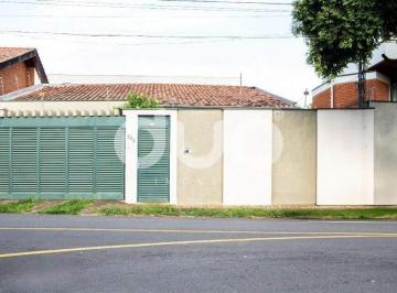 Casa · 303m² · 3 Quartos · 2 Vagas · Casa com 3 dormitórios para alugar, 303 m² por R$ 6.674,68/mês - Jardim Europa - Piracicaba/SP