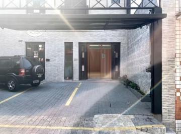Comercial · 44m² · 1 Vaga · Casa comercial na Avenida Doutor Gentil de Moura, 195 • 44 m²