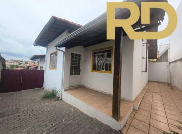 Casa · 50m² · 2 Quartos · Casa geminada 2 quartos e área