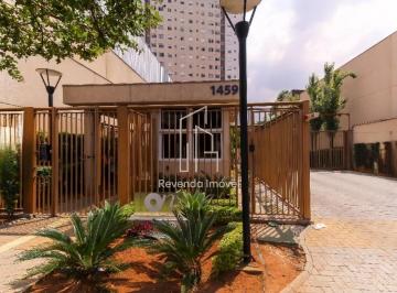 Apartamento · 44m² · 2 Quartos · Apartamento à Venda no Brás, São Paulo-SP: 2 Quartos, 44m², Infraestrutura Compl