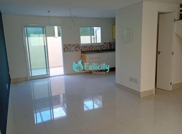 Casa · 86m² · 3 Quartos · 2 Vagas · Sobrado em Condomínio com Suíte, Quintal Coberto e Excelente Localização