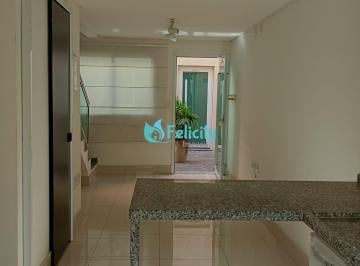 Casa · 64m² · 2 Quartos · 2 Vagas · Sobrado em Condomínio com Piscina, 2 Vagas e Excelente Estrutura de Lazer