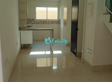 Casa · 64m² · 2 Quartos · 2 Vagas · Sobrado em Condomínio com Piscina, 2 Vagas e Excelente Estrutura de Lazer