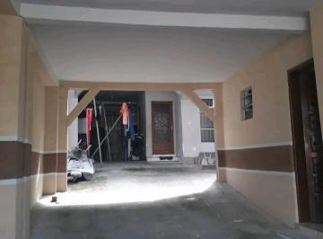 Casa · 190m² · 5 Quartos · 4 Vagas · SOBRADO NO CAJURU! 05 QUARTOS, SALA, COZINHA, 04 VAGAS, SACADA!!!