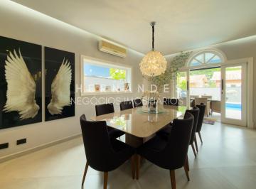 Foto 01 · Casa em Alphaville, 4 suítes, 3 salas, 6 banheiros, 2 vagas, 317,72m².