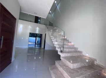 Imagem Principal · Linda casa, condomínio fechado, 3 dormitórios, muita área verde, agende sua visita