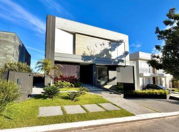 Casa · 474m² · 4 Quartos · 8 Vagas · Campos do Conde - Vista para a Mata - Totalmente Mobiliada