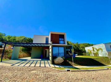Casa · 137m² · 3 Quartos · 2 Vagas · Casa no Condomínio La Reserva 2