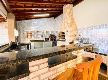 Casa · 213m² · 3 Quartos · Casa com terreno grande à venda em Mogi Mirim - 3 quartos sendo 1 suíte - área gourmet - Parque da i