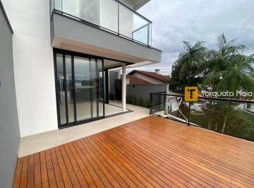 Casa · 180m² · 3 Quartos · 2 Vagas · Geminado de Alto Padrão | Conforto, Privacidade e Vista Permanente