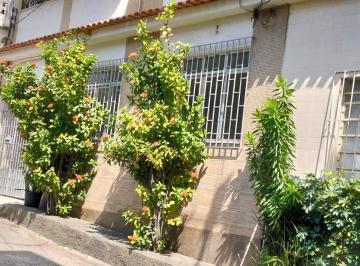 Casa · 148m² · 3 Quartos · 1 Vaga · Casa Duplex junto à academia Tupã
