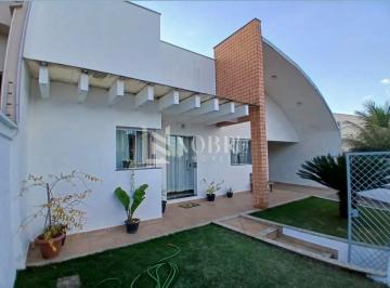 Casa · 300m² · 4 Quartos · 3 Vagas · Casa à venda no bairro Imbaúbas - Ipatinga/MG