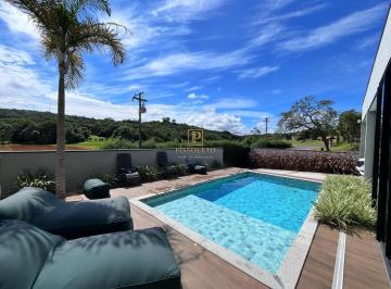 Casa · 233m² · 4 Quartos · 2 Vagas · CASA DE FRENTE PARA O LAGO | 4 DORMITÓRIOS | LOTE DE ESQUINA