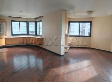 Apartamento · 245m² · 4 Quartos · 3 Vagas · Apartamento para locação com 245m², 4 dormitórios sendo 2 suítes, 5 banheiros e 3 vagas de garagem.