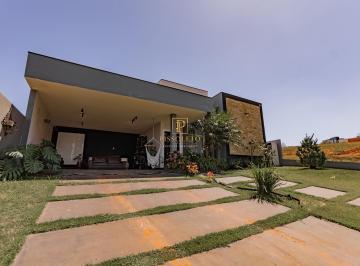 Casa · 173m² · 3 Quartos · 4 Vagas · Casa à Venda no Ninho Verde II | Terreno de 900 m² | Vista para o Pôr do Sol