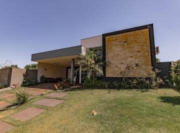 Casa · 173m² · 3 Quartos · 4 Vagas · Casa à Venda no Ninho Verde II | Terreno de 900 m² | Vista para o Pôr do Sol