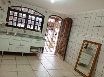 Casa · 220m² · 2 Quartos · 8 Vagas · Casa Terrea com 2 quartos, 8 vagas proximo ao Metro Vila Matilde.