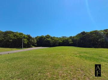 Terreno · 1200m² · Terreno em Condomínio em Araçatuba, Imbituba/SC