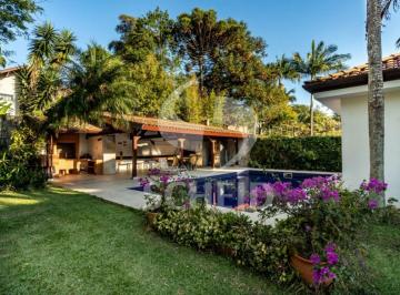 Casa · 371m² · 3 Quartos · 2 Vagas · Casa com amplo jardim no bairro Jardim Marajoara !