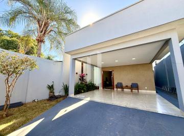 Casa · 147m² · 3 Quartos · 2 Vagas · Casa Térrea 03 Quartos prox. Av. Rio Verde - Aparecida