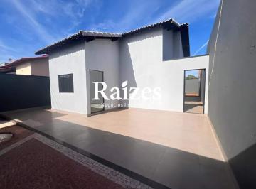 Casa · 67m² · 3 Quartos · 3 Vagas · Casa à venda em Uberlândia no Bairro Residencial Integração com 3 quartos sendo 1 suíte e 3 vagas