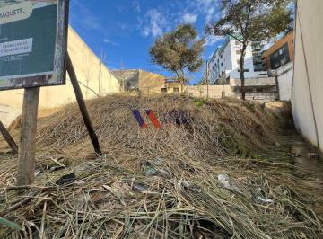 Terreno · 923m² · Lote Comercial 923m²: Perfeito para Investidores e Grandes Projetos