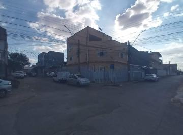 Casa · 276m² · 7 Quartos · 3 Vagas · Sobrado de esquina com 3 pavimentos, dividido em 5 apartamentos independentes