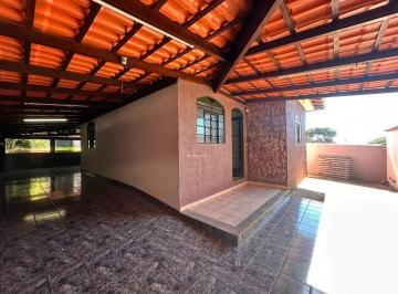 Casa · 173m² · 3 Quartos · 3 Vagas · Casa no bairro Itaunense com incrível localização