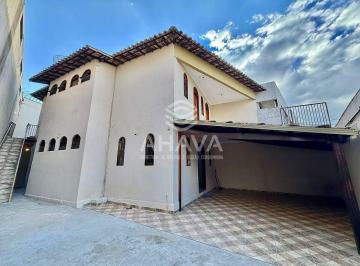 Casa · 195m² · 3 Quartos · 4 Vagas · Casa com 3 Quartos disponível para locação, com aproximadamente 195m², Planalto