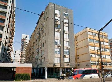 Apartamento · 184m² · 3 Quartos · 1 Vaga · Excelente cobertura 3D, na Cidade Baixa, em frente a Redenção - Porto Alegre