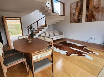 Comercial · 230m² · 4 Quartos · 2 Vagas · Casa com 4 dormitórios à venda, 230 m² CAMPOS DO JORDAO
