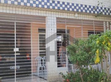 40e29d3778c774452a253ac093f571f73a010f91 · Casa Residencial ou Comercial de 331,5m² à venda, com 8 quartos (3 suítes), localizada no Arruda, Re