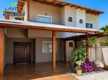 f3a13e2fa24d319dfa2a689003929ca520e7a1bb · Casa a apenas 80 metros do mar no Bairro Centro em Navegantes-SC