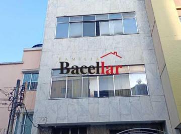 Comercial · 1000m² · 8 Quartos · 1 Vaga · Excelente oportunidade prédio comercial no centro do Méier.