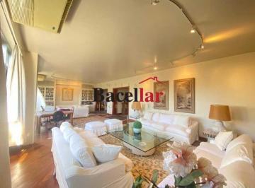 Apartamento · 240m² · 4 Quartos · 3 Vagas · Apartamento : / Residencial / Tijuca