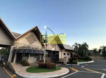 Casa · 225m² · 3 Quartos · 2 Vagas · Casa para alugar em Condomínio Village La Montagne de 225.00m² com 3 Quartos, 3 Suites e 2 Garagens