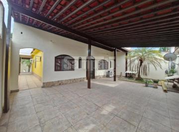 183913.jpg · Casa linear de 2 quartos com piscina, em Campo Grande, com 176m²