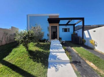 f5f8ac96f46d8c99c30a56265e274d61aec0fdd3 · Casa com 3 dormitórios à venda, 110 m² por R$ 670.000,00 - Ubatiba - Maricá/RJ